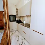 Maison églantine Historic 4 Star With Air Conditioning