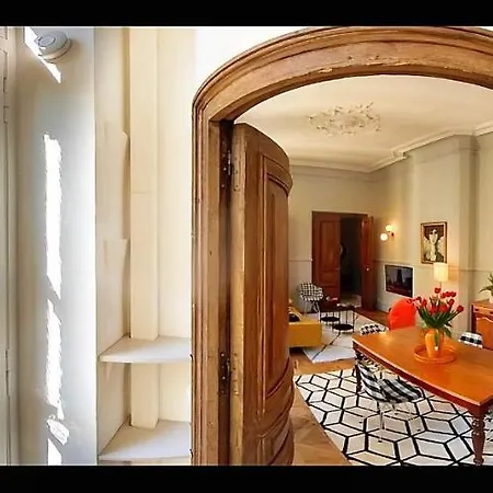 Maison Eglantine Historic 4 Star With Air Conditioning 公寓