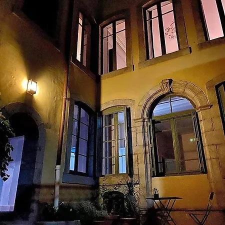 Maison Eglantine Historic 4 Star With Air Conditioning 公寓