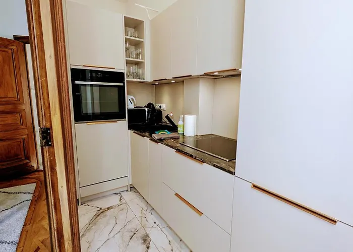 Maison Eglantine Historic 4 Star With Air Conditioning